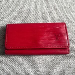 Auc LV Red Epi leather Key Holder
